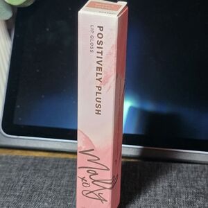 Mally Beauty Positively Plush Lip Gloss - Soft Pink